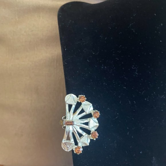 Vintage Silver tone clip ons earrings with amber and an amber AB crystal Brooch - Picture 10 of 10